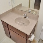 Canyon Creek Apartment Bath Room