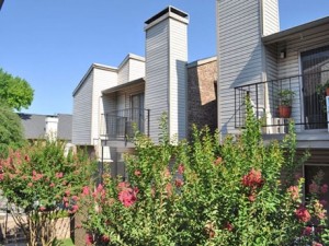 Canyon Creek Apartment Building View