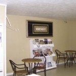 Chase Crossing Apartment Living Room