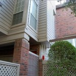 Fair Oaks Carriage Homes Apartment Building View.