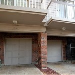 Fair Oaks Carriage Homes Apartment Exterior.