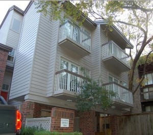 Fair Oaks Carriage Homes Apartment Exterior