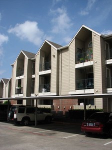 Highland House Condos Apartment Exterior