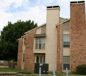 Berry Trail Condominiums Apartment Building Area