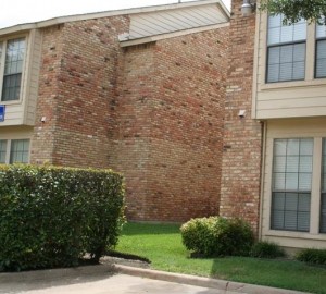 Berry Trail Condominiums Apartment Property Ground