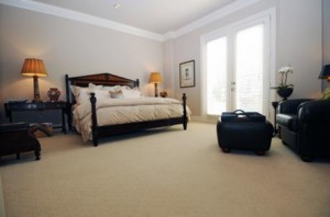 Drexel Park Hollow Apartment Bedroom