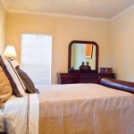 Kensington Square I & II Apartment Bedroom.