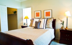 Kensington Square I & II Apartment Bedroom
