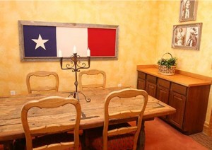 Keystone Ranch Apartment Dining Room