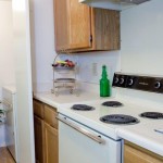 Lincoln Crossing Apartment Kitchen.