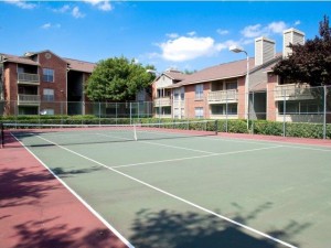 Lincoln Crossing Apartment Tennis Court