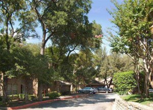 London Park Apartment Road View