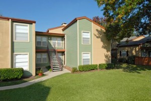 Preston Creek Apartment Property View.