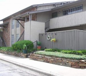Preston Del Norte Apartment Main View
