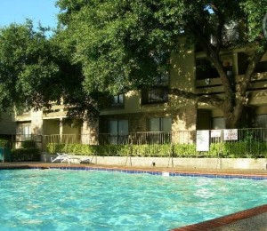 Preston Racquet Club Apartment Pool