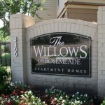 Willows on Rosemeade Apartment Community Sign