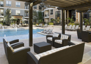 IMT Seville Uptown Apartment Patio