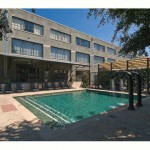 Mitchell Lofts Apartment Pool