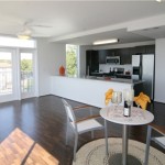 Park 4200 Apartment Dining Area